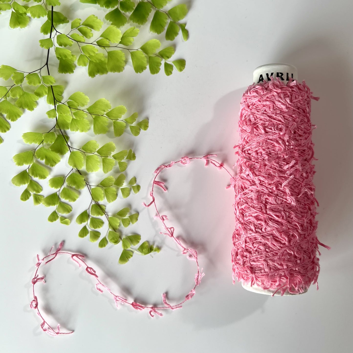 AVRIL Yarn Minicone Kurk Chenille Pink