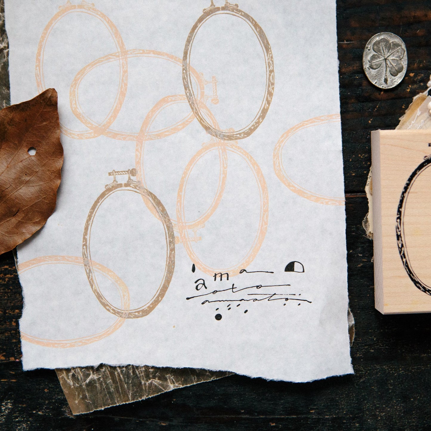 Ellipse Embroidery Hoop Rubber Stamp
