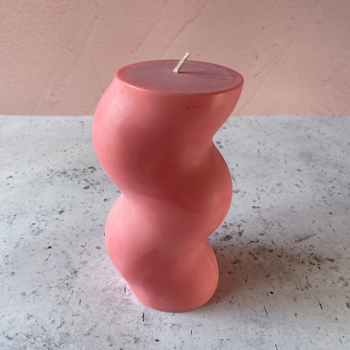 Thicc Squiggly Peach Candle